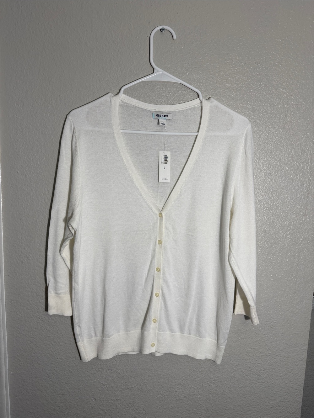 Old Navy Women’s Cream V-Neck Button Front Cardigan